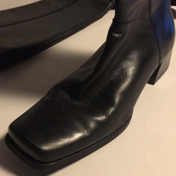 Enzo Angiolini Y-CECE black heeled leather boots, inside zip, 12”girth, size 6.5 - Picture 2 of 11